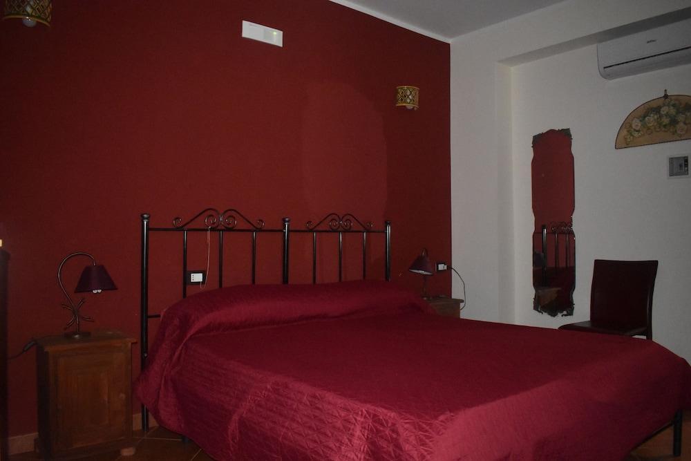 B&B San Domenico เรอัลมอนเต ภายนอก รูปภาพ